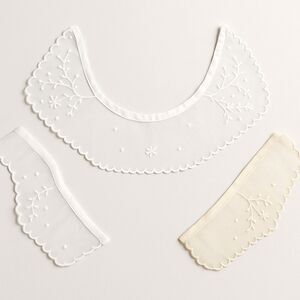 Vintage Sheer Embroidered Collar & Cuffs Set